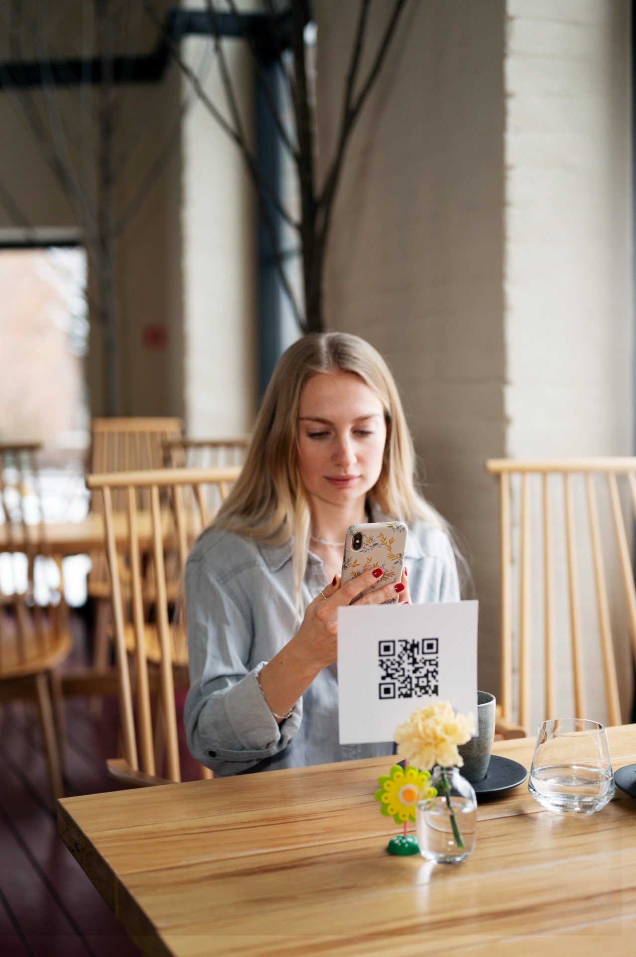 QR Menü Psikolojisi: Menüde Görselin Satışa Etkisi